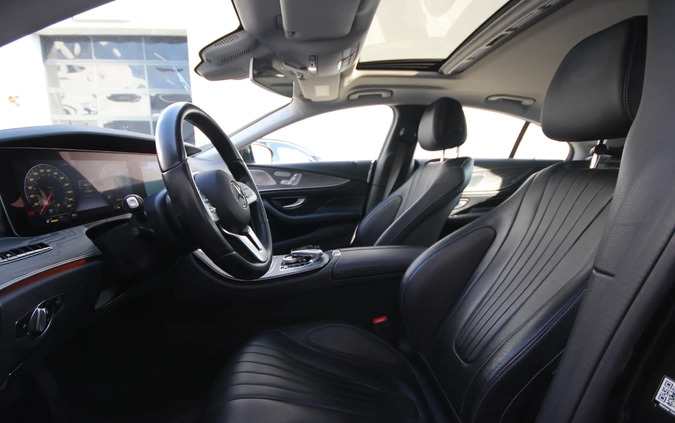 Mercedes-Benz CLS cena 185000 przebieg: 116000, rok produkcji 2019 z Ustrzyki Dolne małe 254